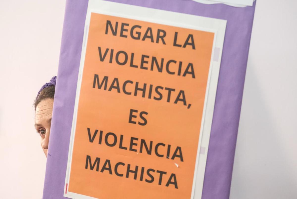Cartel contra la violencia machista.
