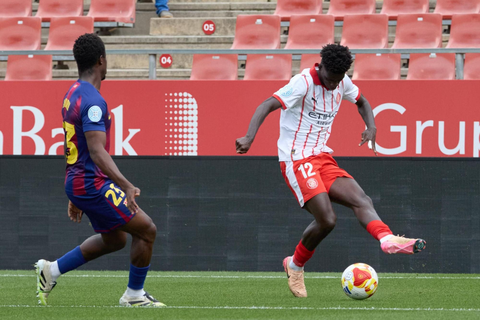 Les fotos del Girona B i Barça Atlètic