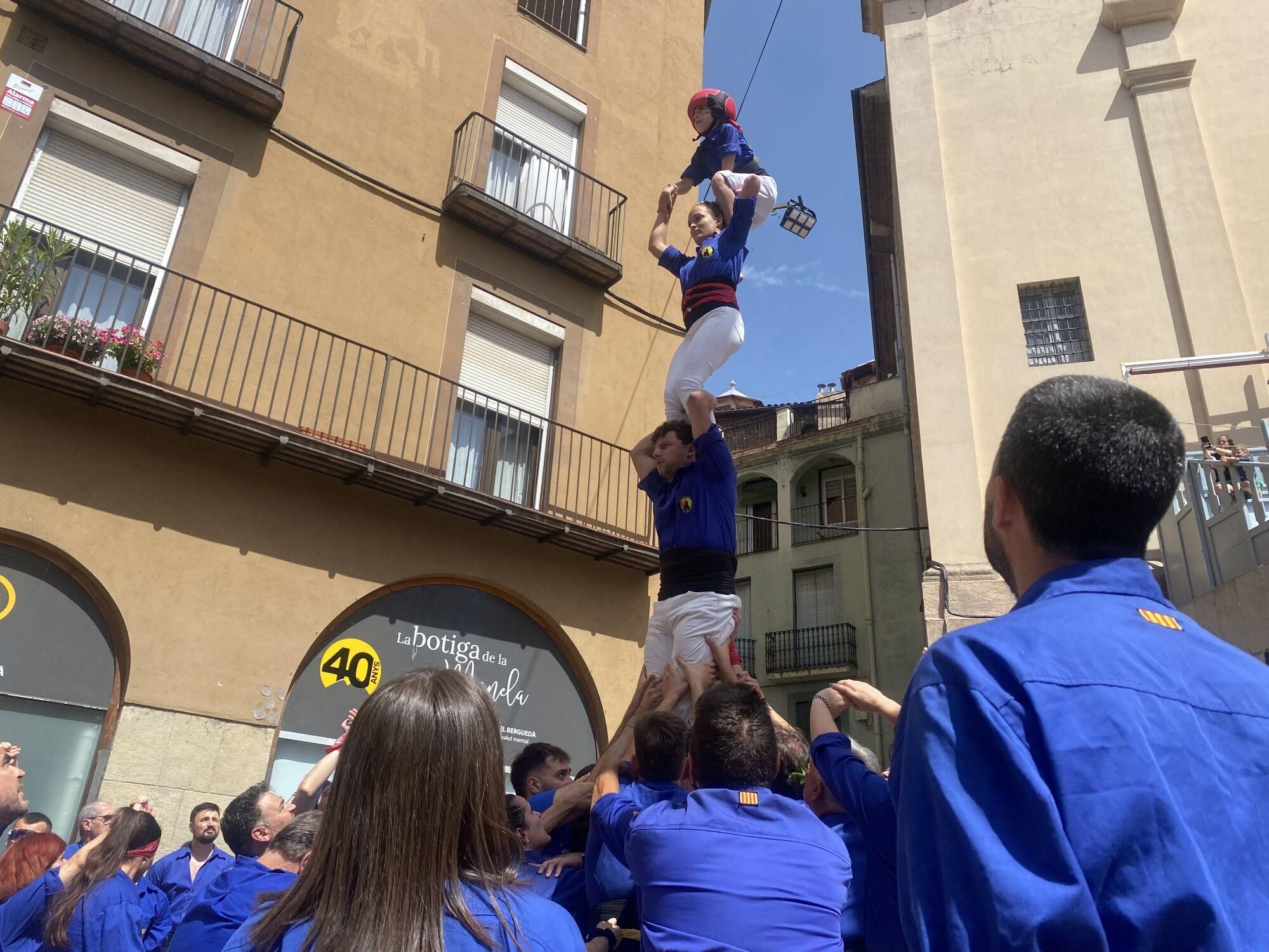 Diada dels Quatre fuets de Berga - Castellers