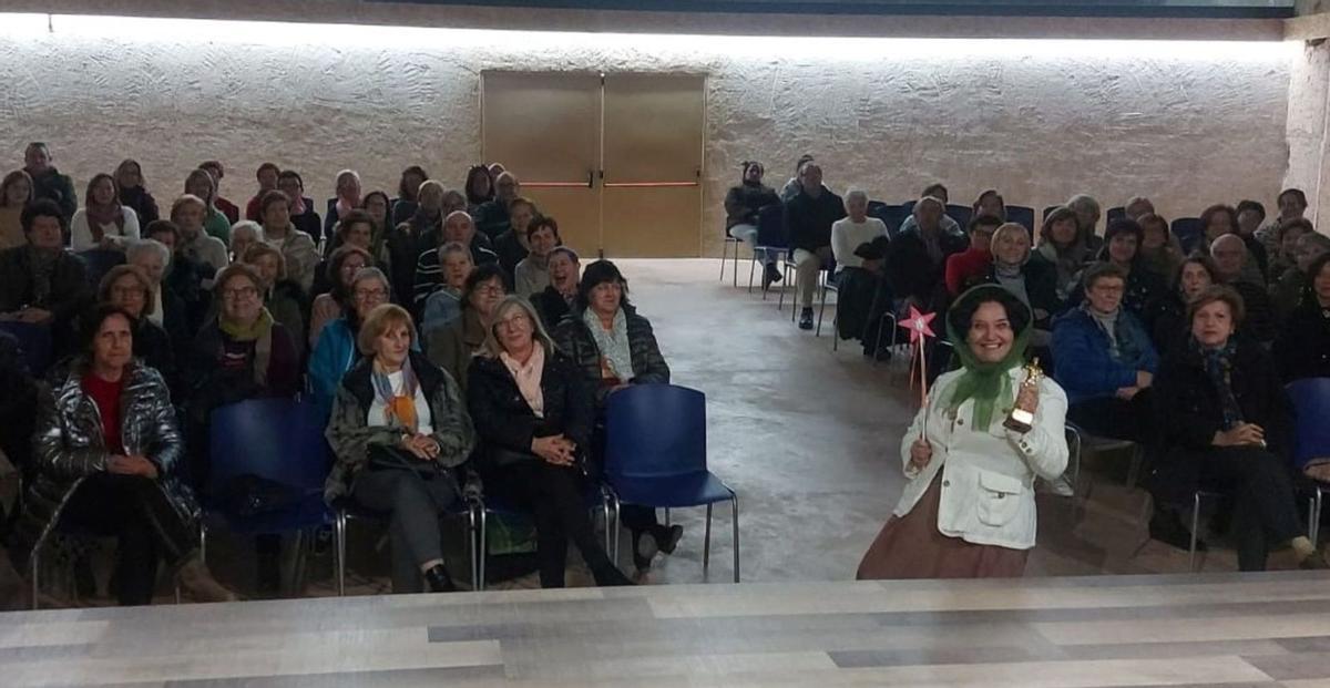 La Clac Teatro presentó en Belchite la trayectoria de la escritora y bióloga Rachel Carson dentro del Plan de Igualdad del CPEPA Fuentes de Ebro. | SERVICIO ESPECIAL