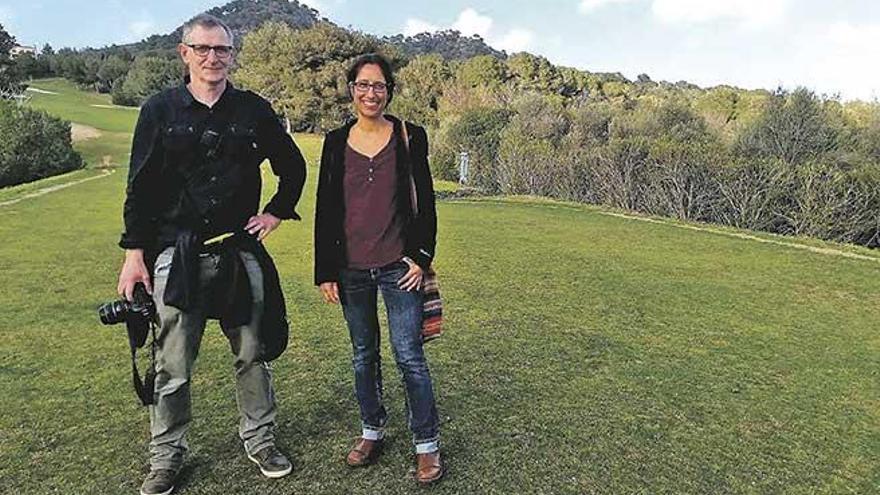 Los periodistas alemanes Bodo y Shelina Marks.