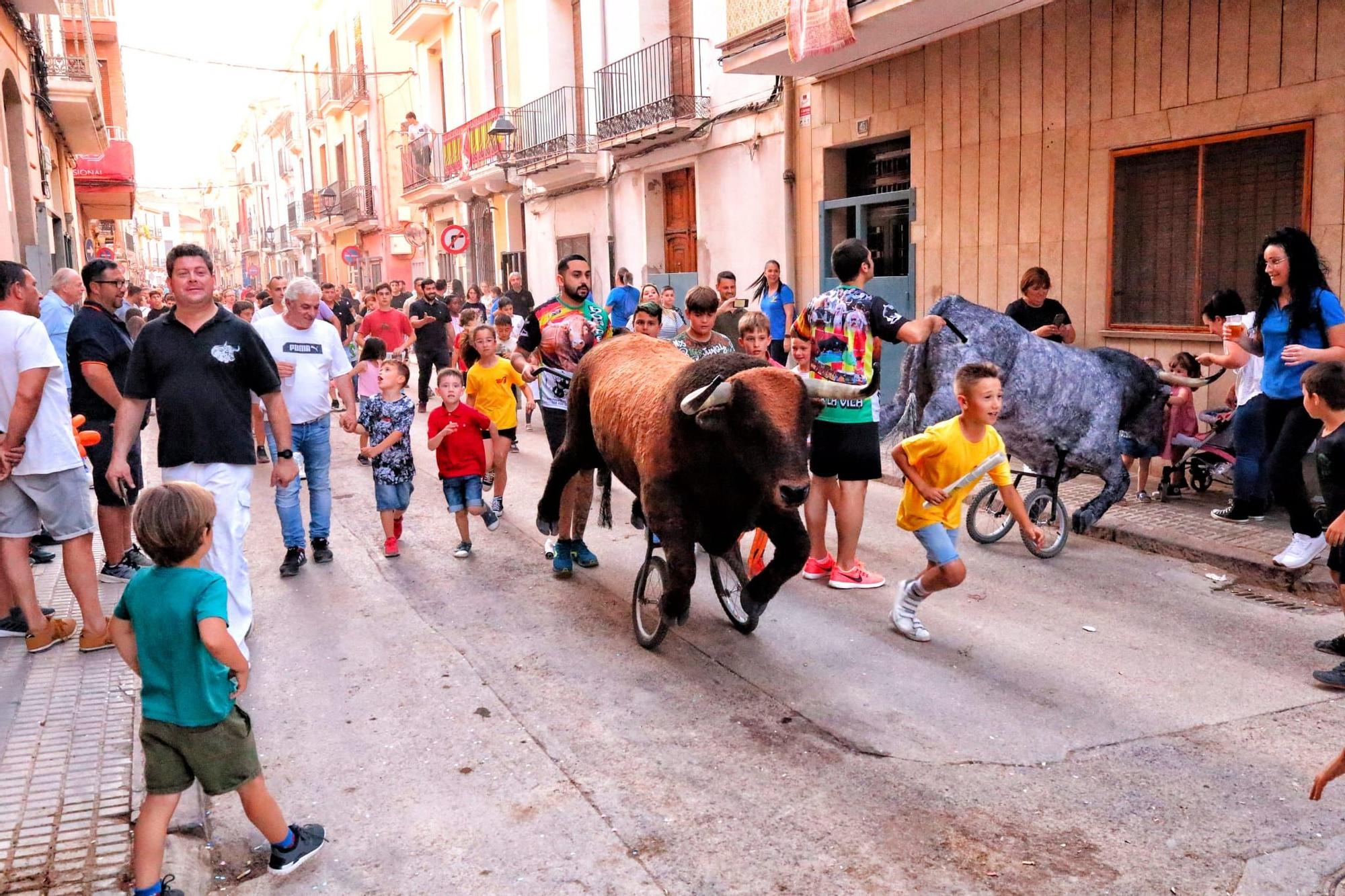 Todas las fotos del último sábado de fiestas de Almassora