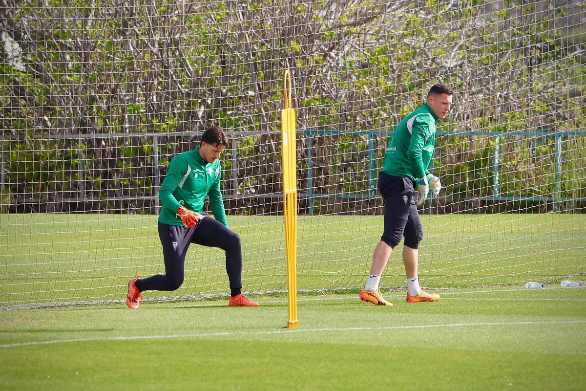 Carlos Marín, a la izquierda, junto a Ramón Vila en la sesión de este miércoles.