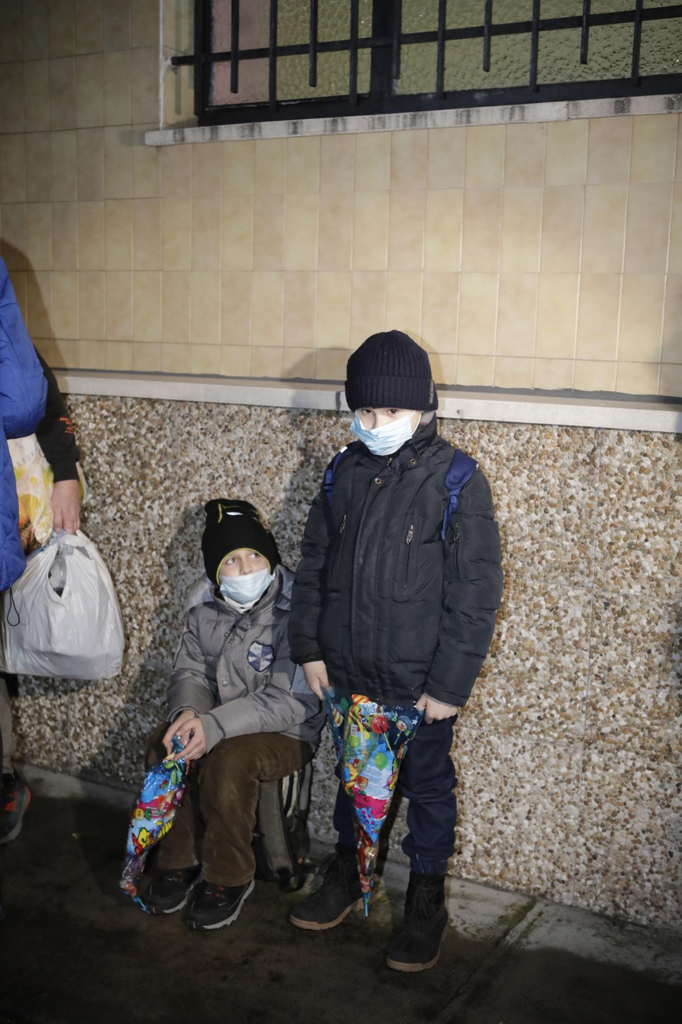 La llegada de los refugiados ucranianos al colegio San José de Sotrondio