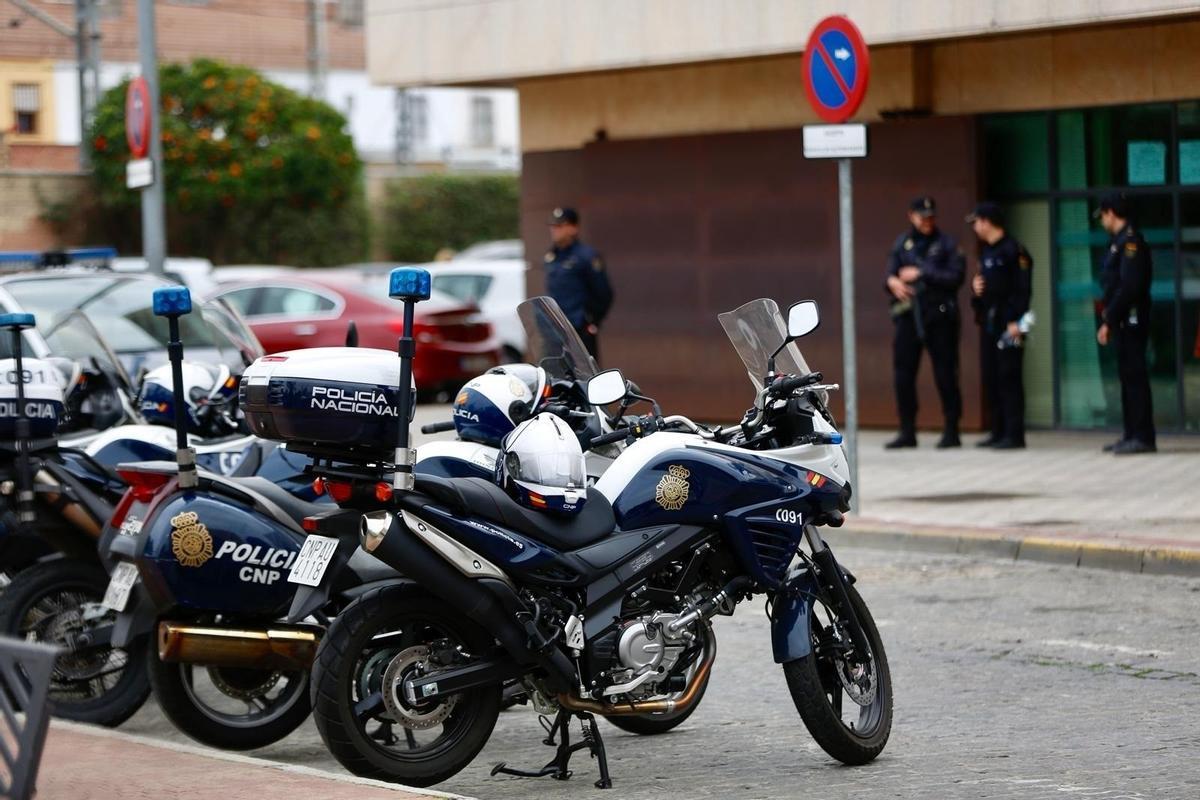Imagen de la Policía Nacional en Écija.