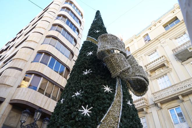 Castelló se engalana para la Navidad