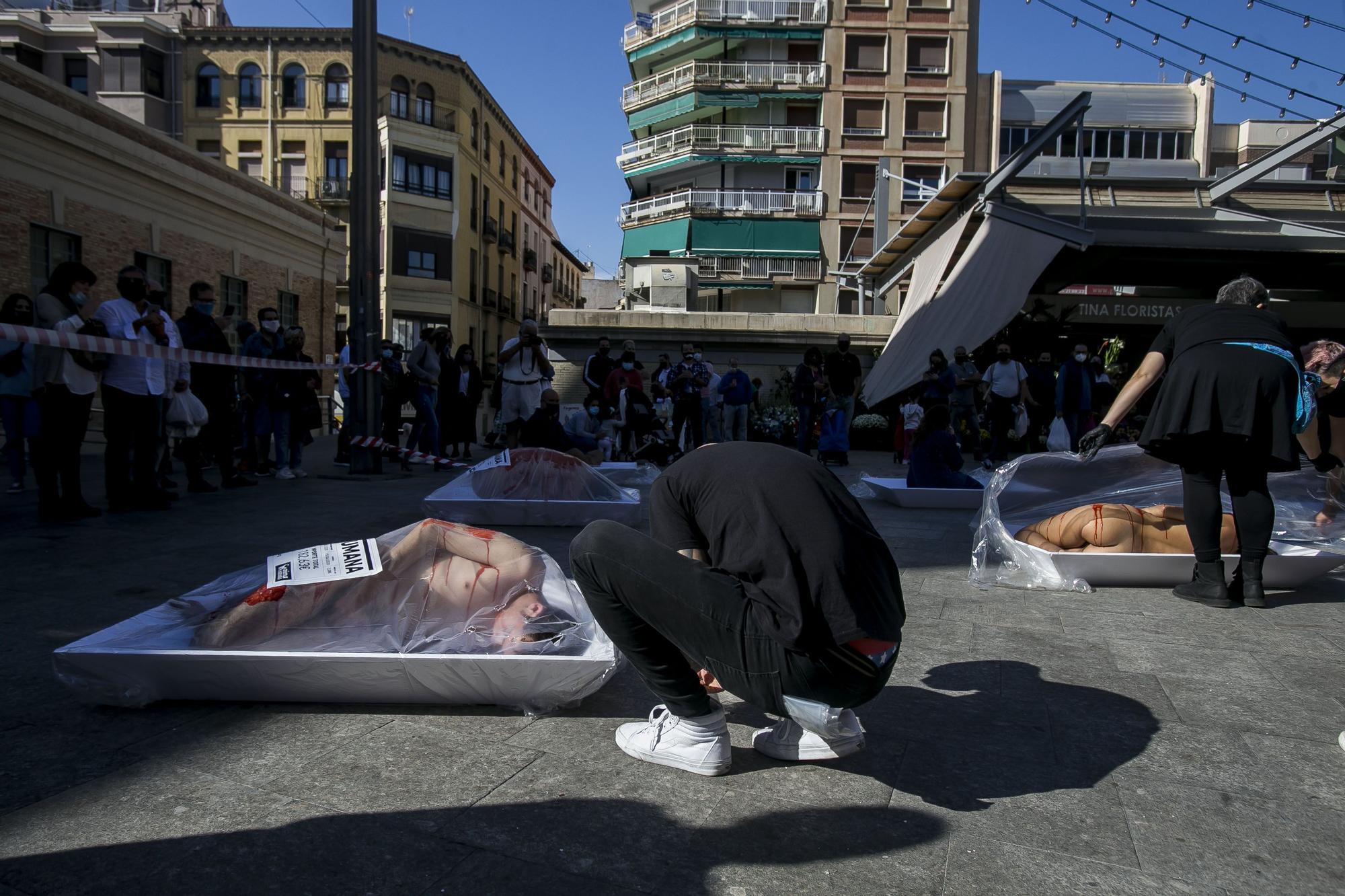 Protesta por el consumo de carne animal en Alicante