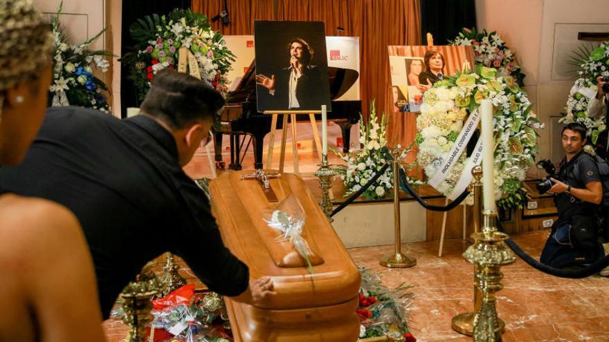 Imagen de la capilla ardiente en la sede de la SGAE en Madrid.