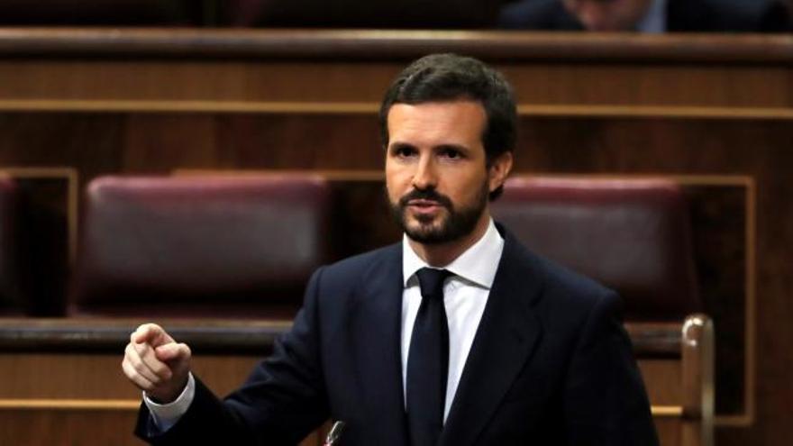 Casado: "El que sobra en esta farsa no es un coronel, el que sobra es su ministro"