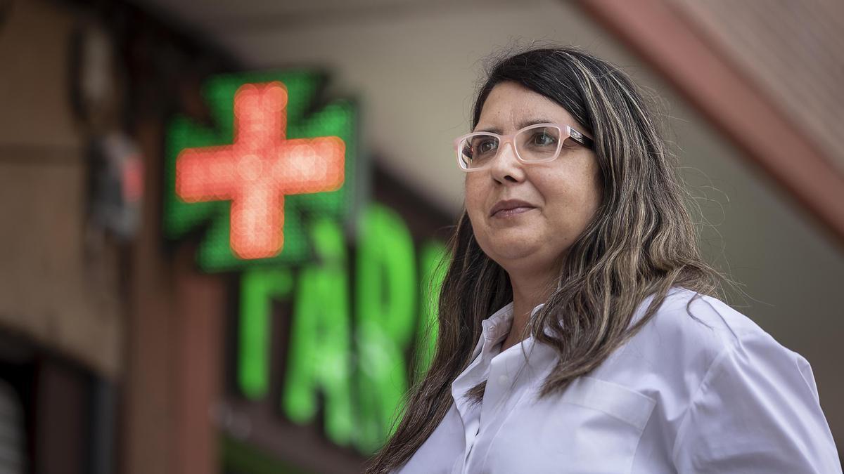 Barcelona 04/09/2023 Rosa Viudez, afectada de covid persistente y con dificultades socioeconómicas. Para complementar un tema sobre un informe de The Lancet que identifica factores médicos y socioeconómicos asociados al riesgo de sufrir y recuperarse de la covid persistente.  FOTO de FERRAN NADEU