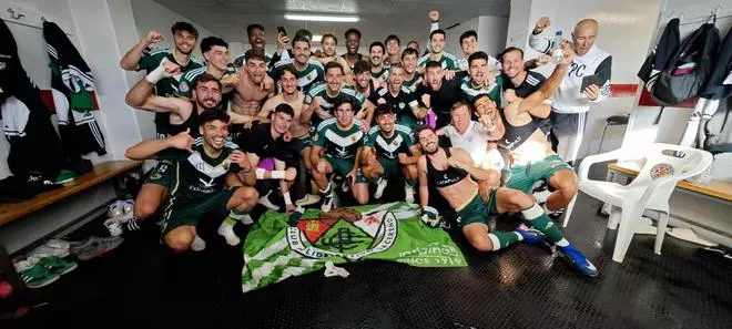 Fotogalería | La permanencia del Cacereño, un día para la historia