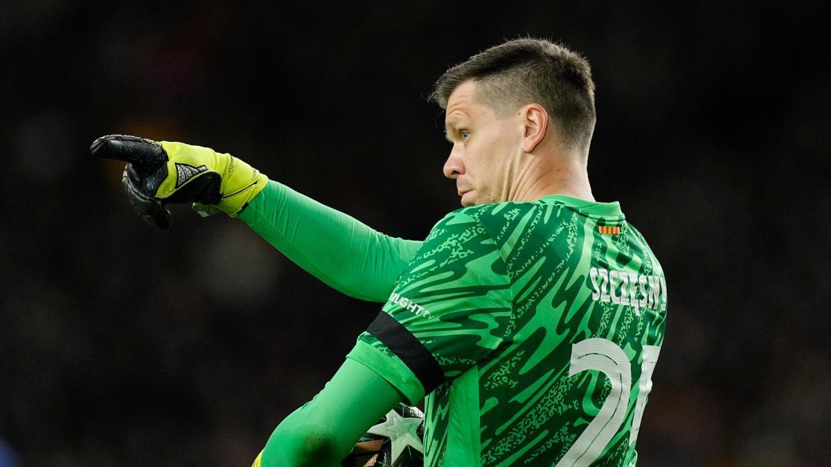 ¡El puñetazo de Szczęsny a Lewandowski en el último entrenamiento del Barça!