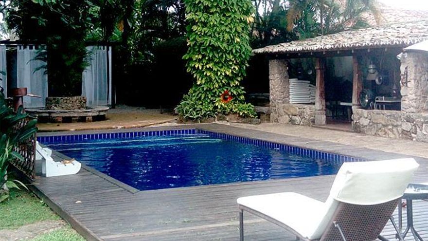 Una de las piscinas que está disponible en Sevilla. / Swimmy