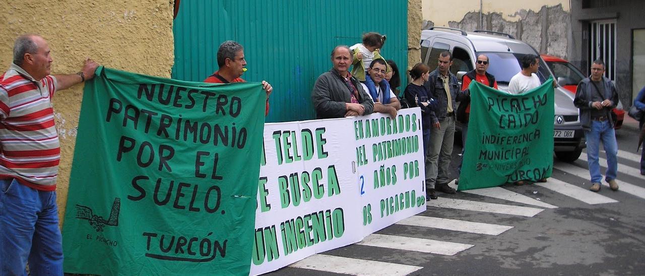 Protesta del Colectivo Turcón en Los Picachos, Telde.