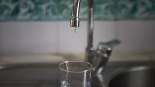 El accesorio que necesitas para beber agua más saludable y con buen sabor