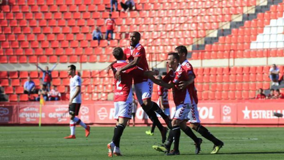 El Nàstic se lame las heridas en casa ante el Mallorca