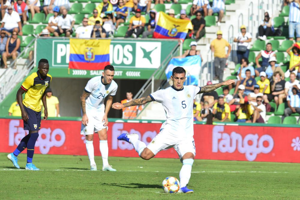 Argentina vence a Ecuador en el Martínez Valero