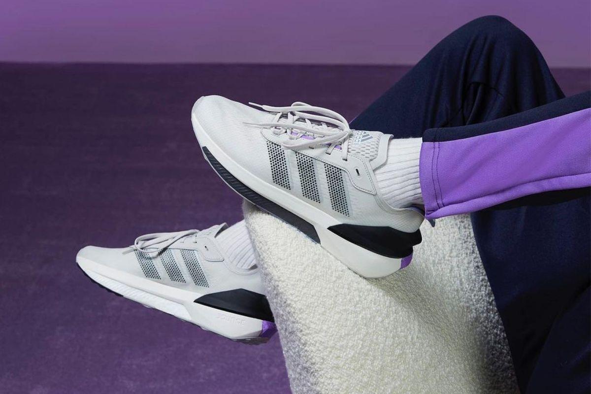 Las zapatillas retro que nunca pasarán de moda vuelven a tener stock y están rebajadas