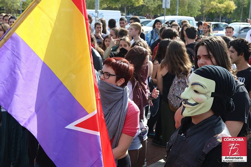 FOTOGALERÍA / Jornada de huelga estudiantil en Córdoba contra la LOMCE