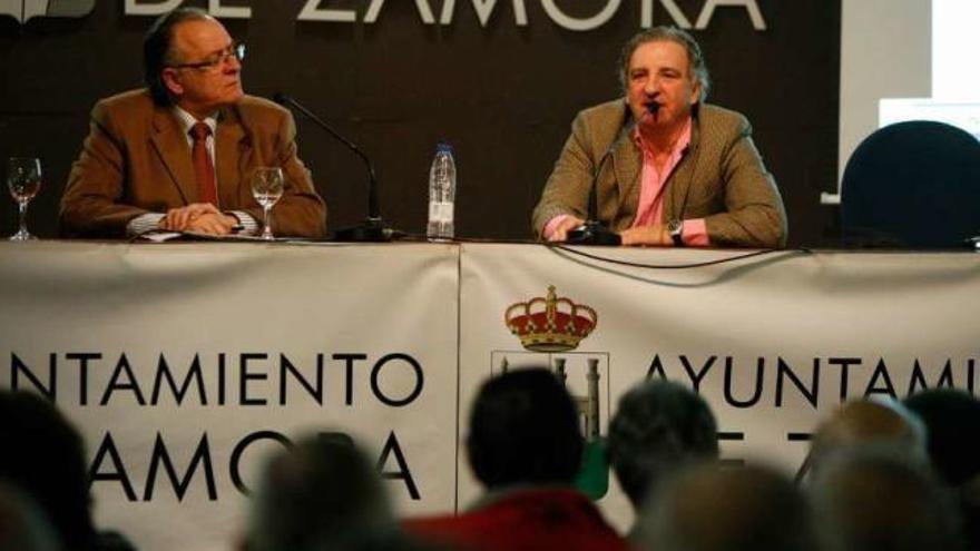 Antonio Bañuelos, en las jornadas taurinas sobre la afición zamorana