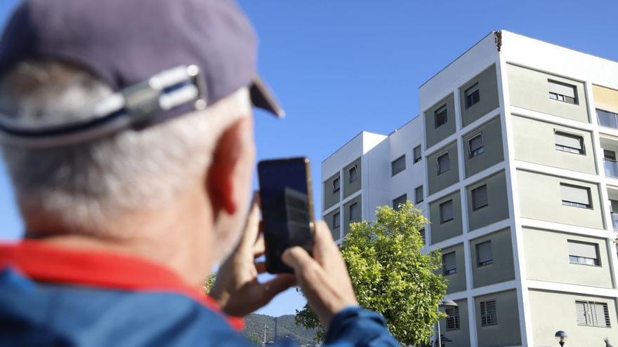 Un rayo cae en un edificio de viviendas del Cortijo del cura: &quot;Sonó como una bomba&quot;