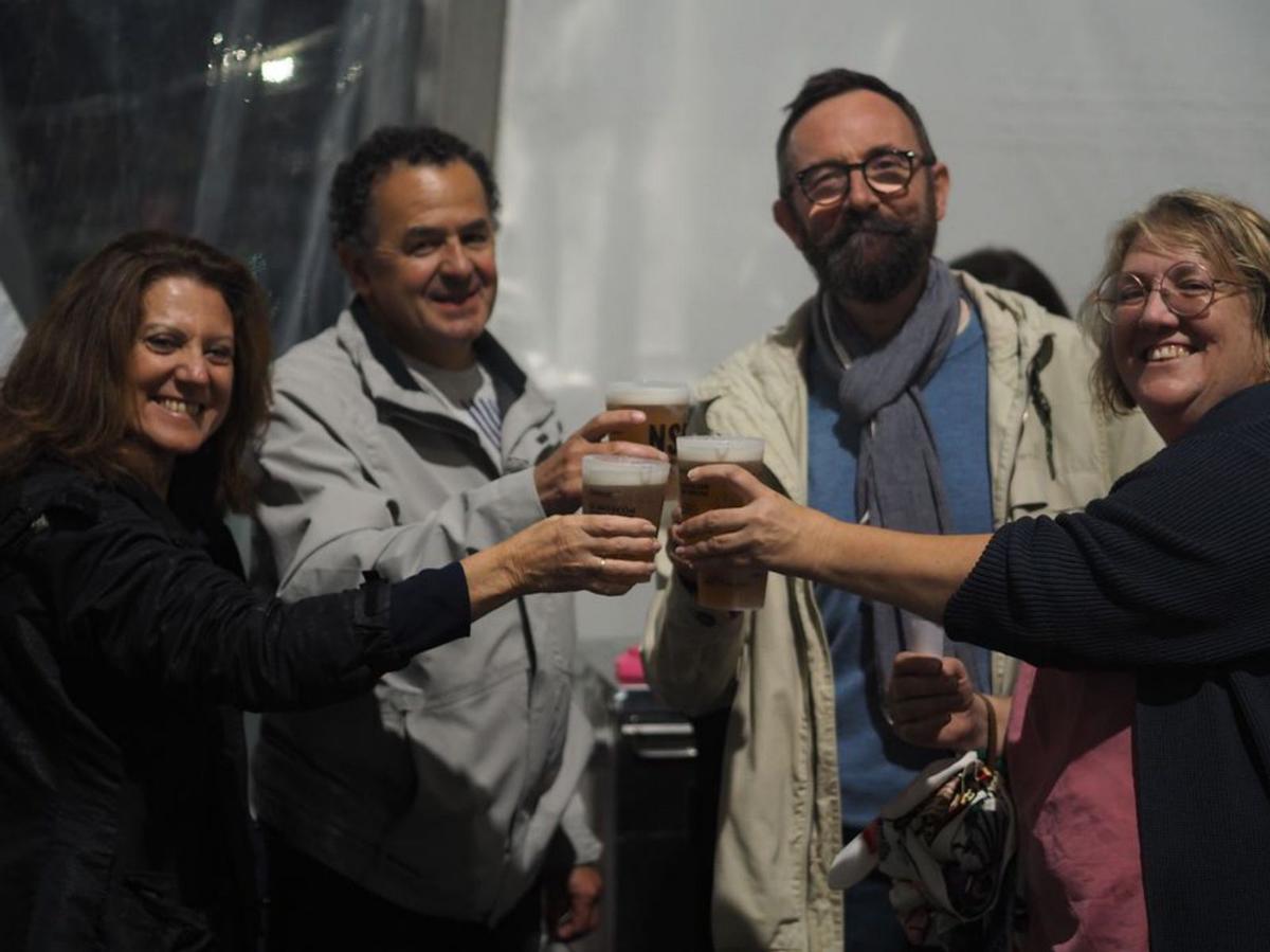 Participantes en las actividades del festival solidario. |  //  FDV