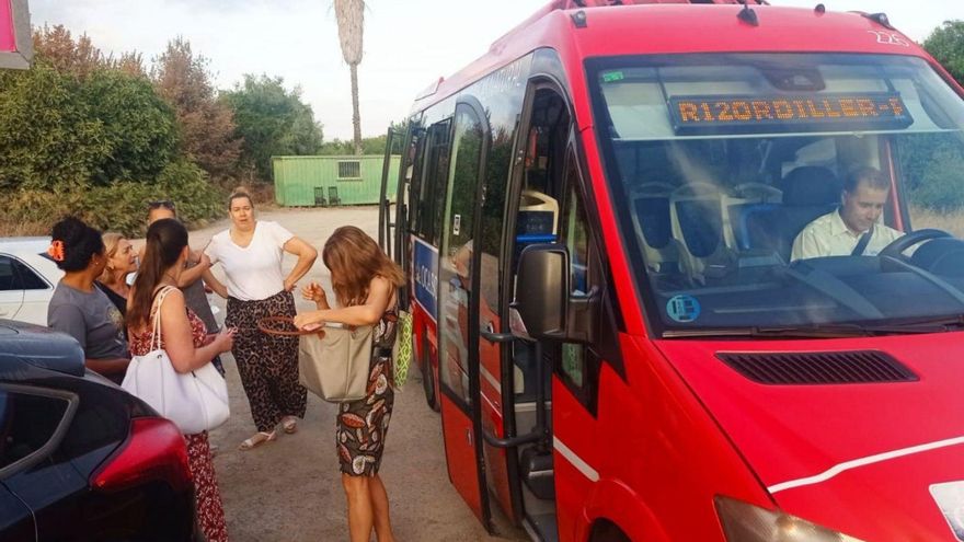 Más de 1.200 firmas para que el autobús Rayo 12 aumente su frecuencia de recorrido