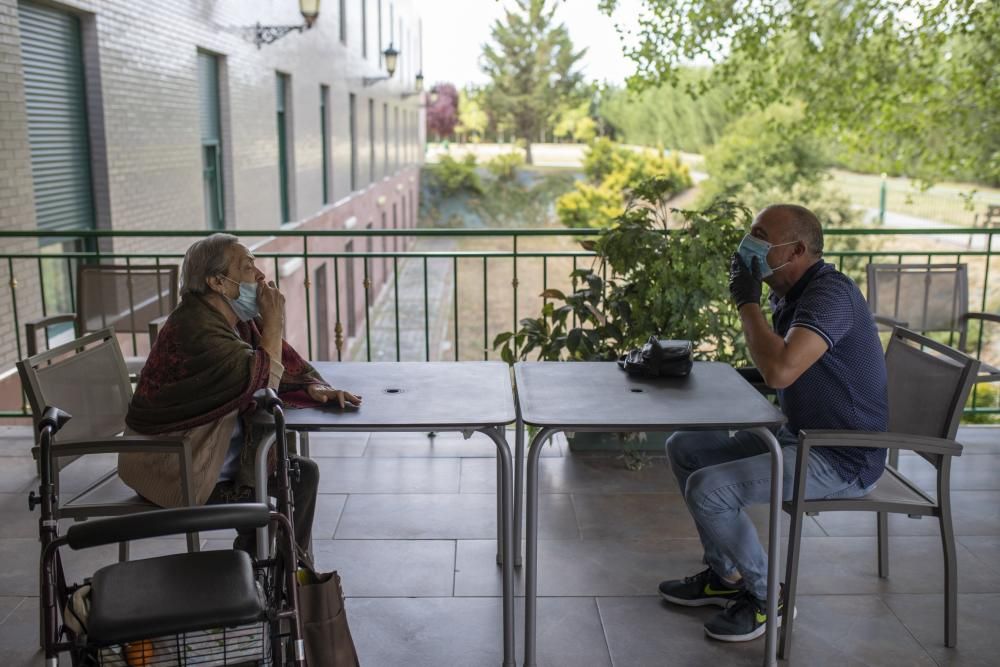 Desescalada en Zamora | Reencuentros en las residencia de mayores tras 90 días de separación