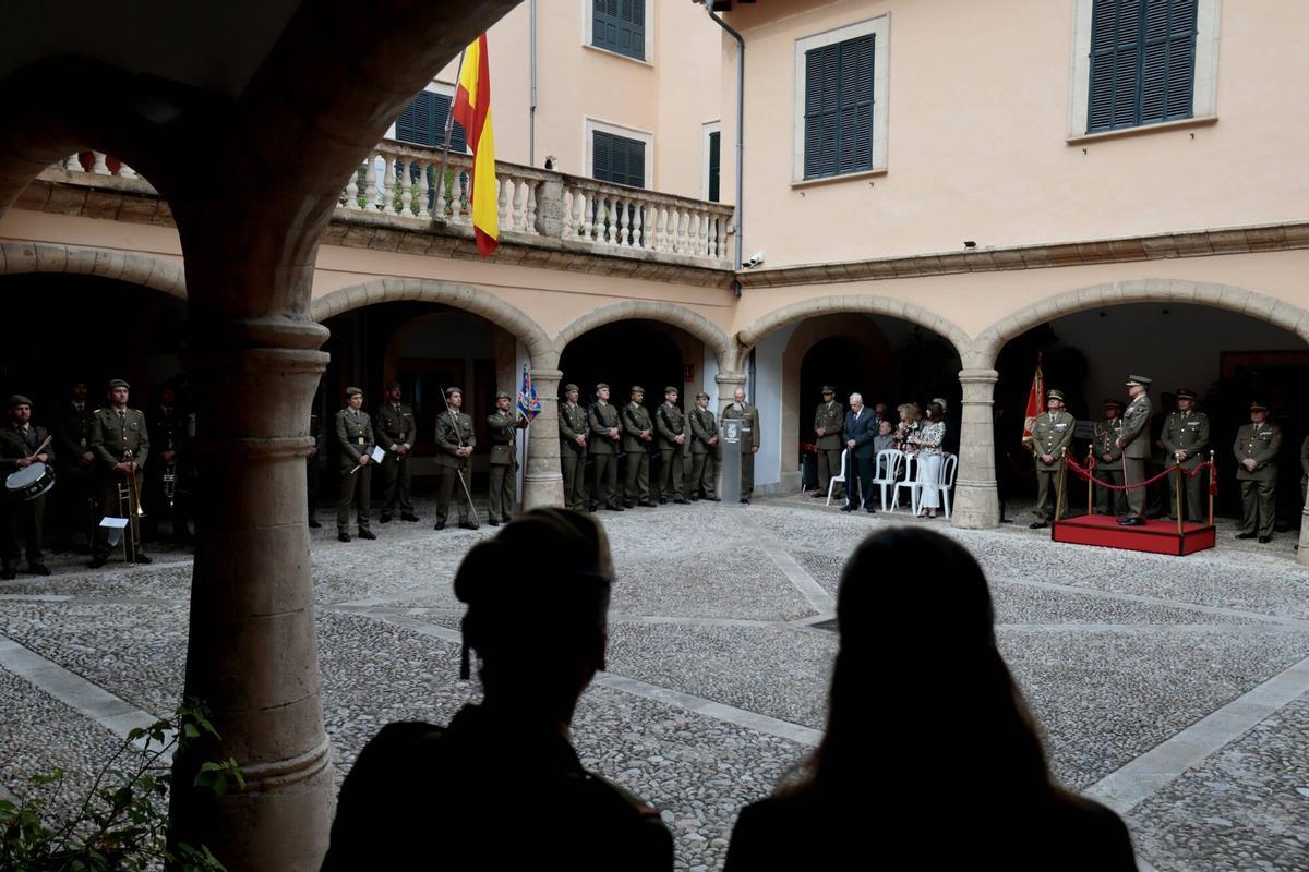 El Ejército de Baleares rinde homenaje a los actos heroicos del 2 de mayo