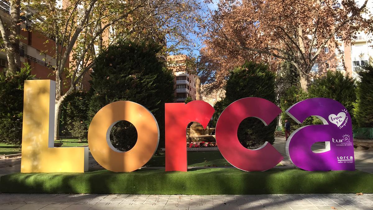 Letras con el nombre de ‘Lorca’ que se colocaban en la Alameda de la Constitución.