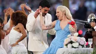 Super Bowl 2026: Bad Bunny planta la bandera latina en el corazón de América