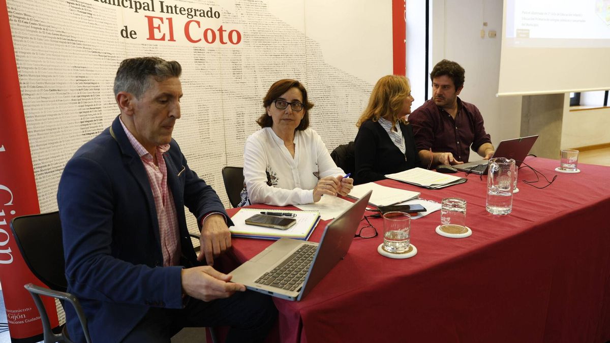 Reunión del pasado consejo escolar municipal celebrado en mayo.