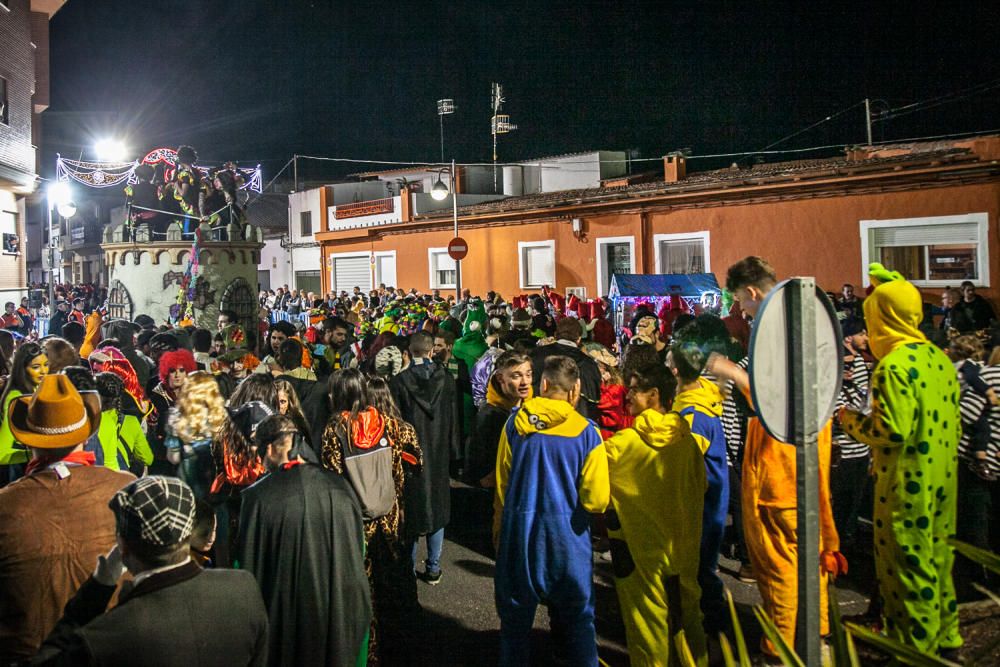 Muro se viste de color con su tradicional carnaval