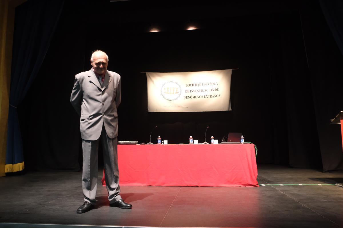 El eldense José Juan Requena, experimentado investigador de los fenómenos extraños.