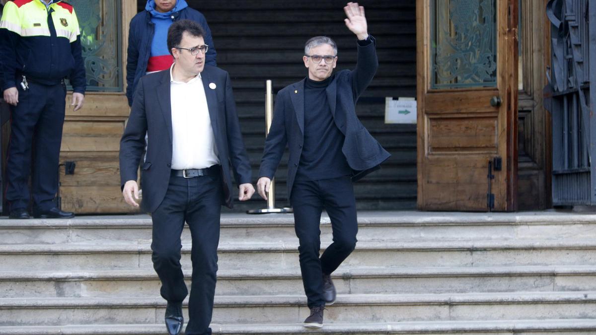 La sortida del TSJC del president del Consell Nacional d'ERC, Josep Maria Jové, i del diputat d'ERC Lluís Salvadó