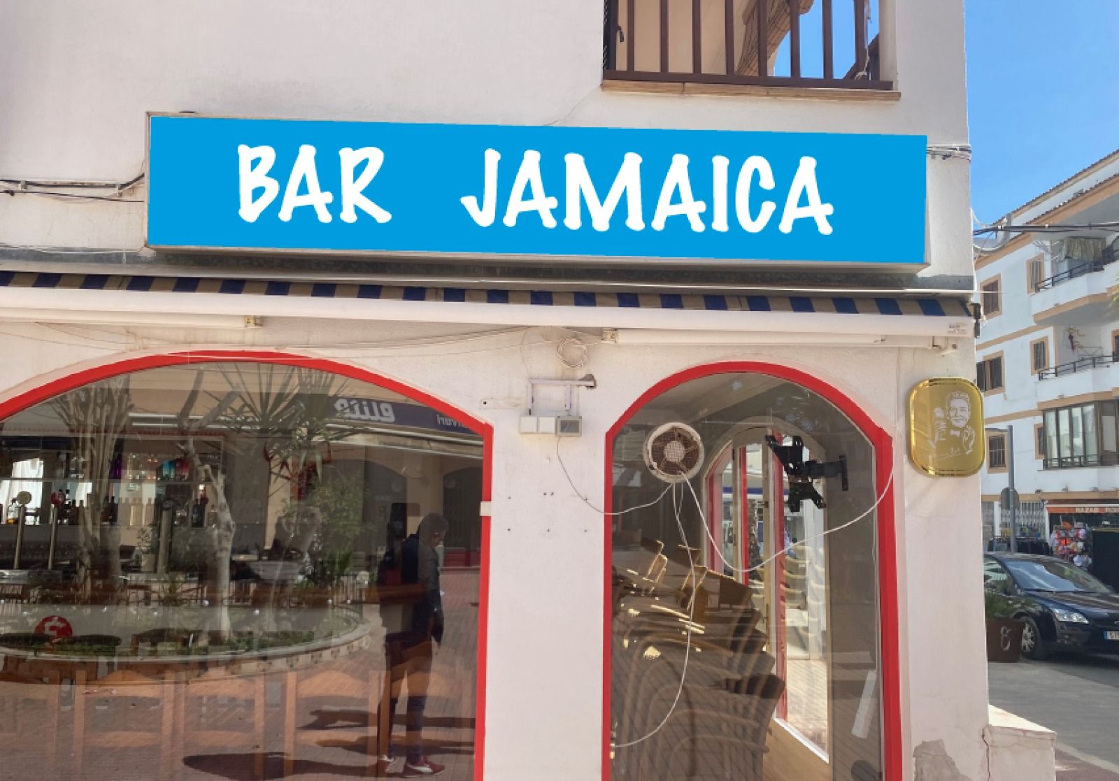 Blau statt Rot und "Bar Jamaica" statt "Bar95": So sieht es in dem einstigen "Goodbye Deutschland"-Lokal aus