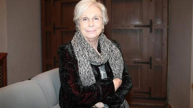 Josefina Molina  DIRECTORA, GUIONISTA Y ESCRITORA : "Teresa de Jesús hoy sería política y estaría denunciando y metiendo bulla"