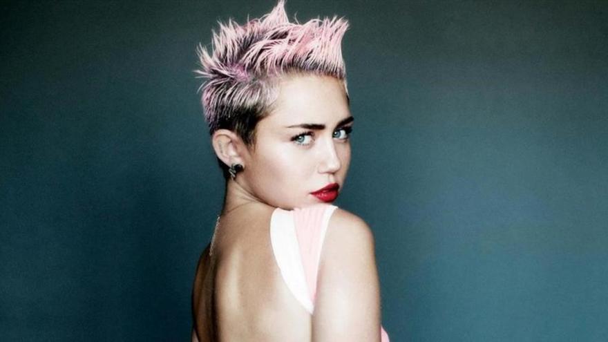 Miley Cyrus anuncia para el 29 de septiembre su disco &#039;Forever Now&#039;