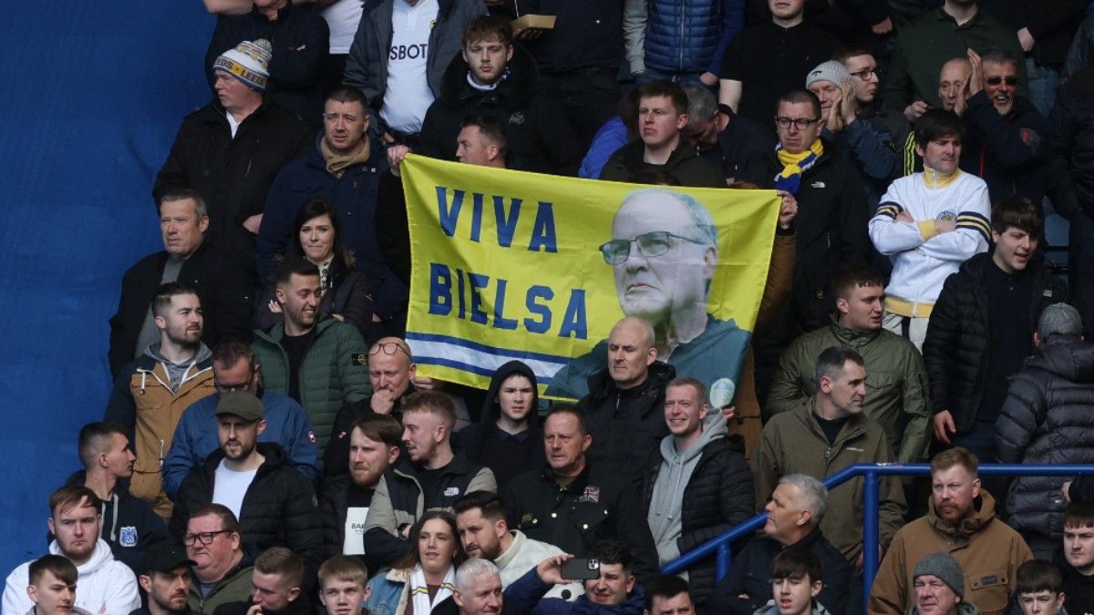 La afición del Leeds no olvida a Marcelo Bielsa