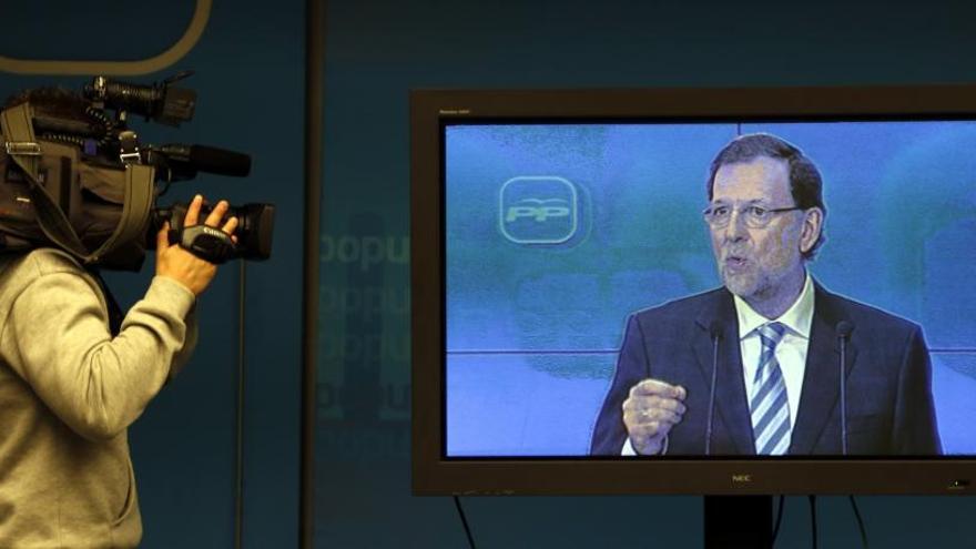 Rajoy, en la comparecencia de &#039;plasma&#039; ante los medios.