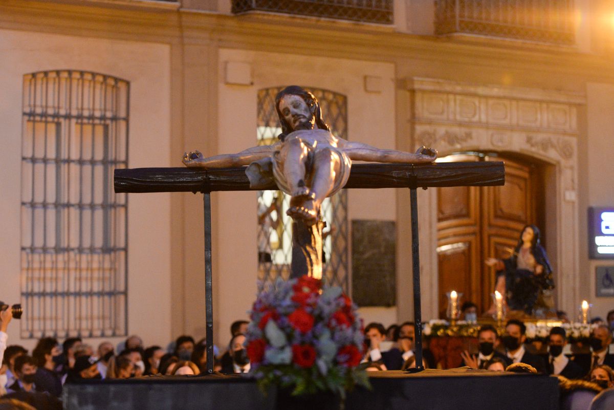 Madrugada de traslados para la veneración 'El Verbo Encarnado' en la Catedral