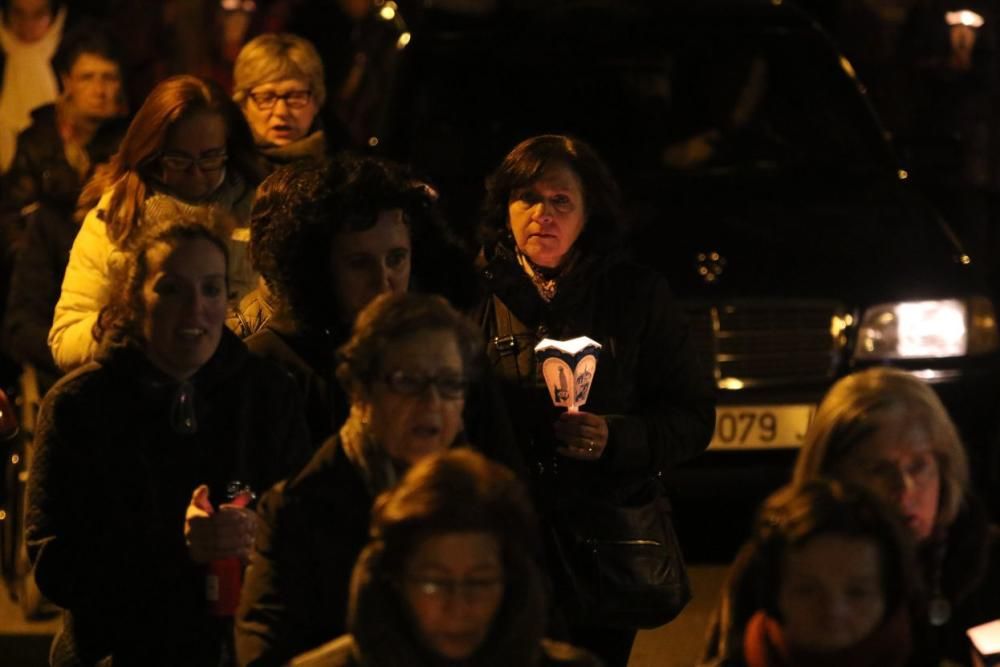 Procesión de las antorchas en Lourdes (Zamora)