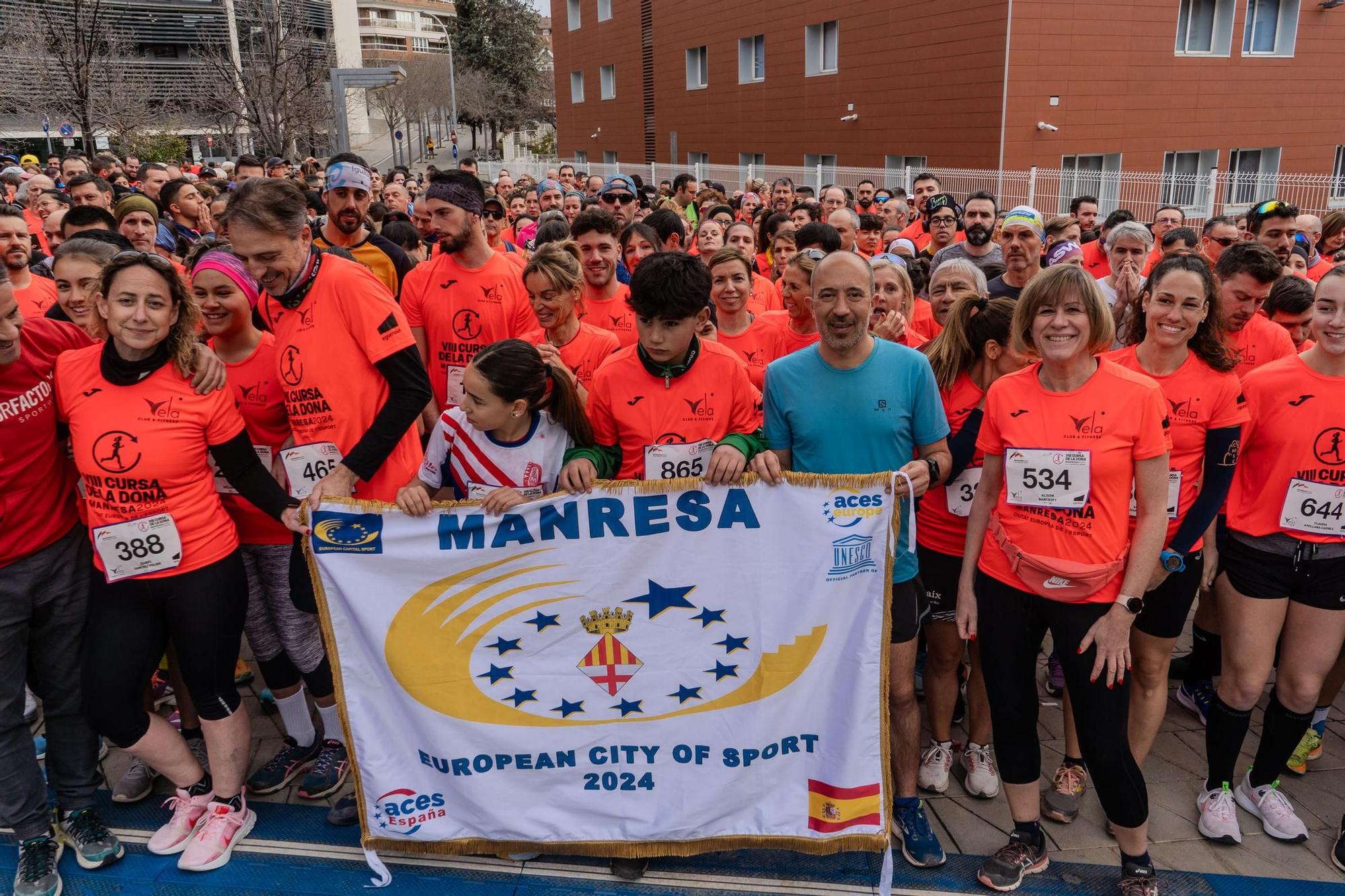 Busca't a les fotos de la Cursa de la Dona de Manresa 2024