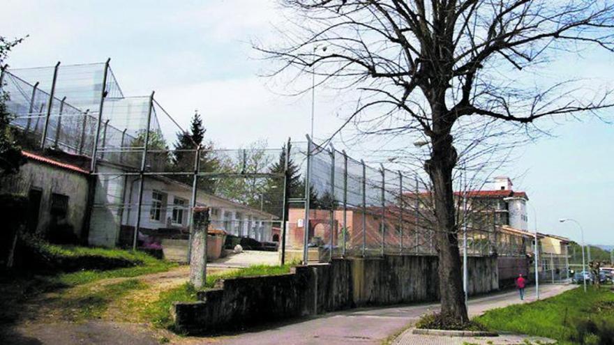 Trabajadores del centro penal de menores de Sograndio se formarán en autodefensa