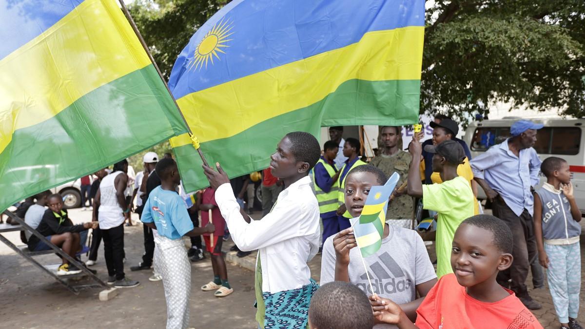 Aficionados ruandeses durante una de las pruebas