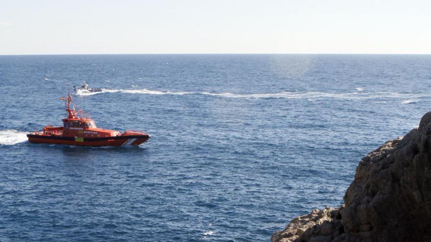 Se suspèn definitivament el dispositiu de recerca del pescador desaparegut a Tossa de Mar