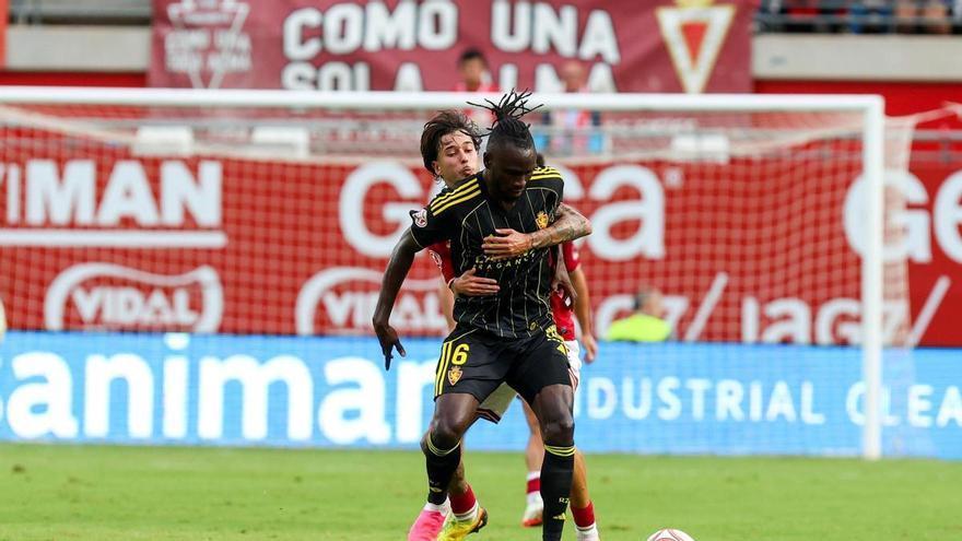 La contracrónica del Murcia-Real Zaragoza (0-0): Ademo, mucho más que una roja