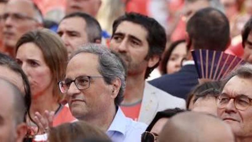 El president Torra, al costat d&#039;Artur Mas, ahir a la manifestació