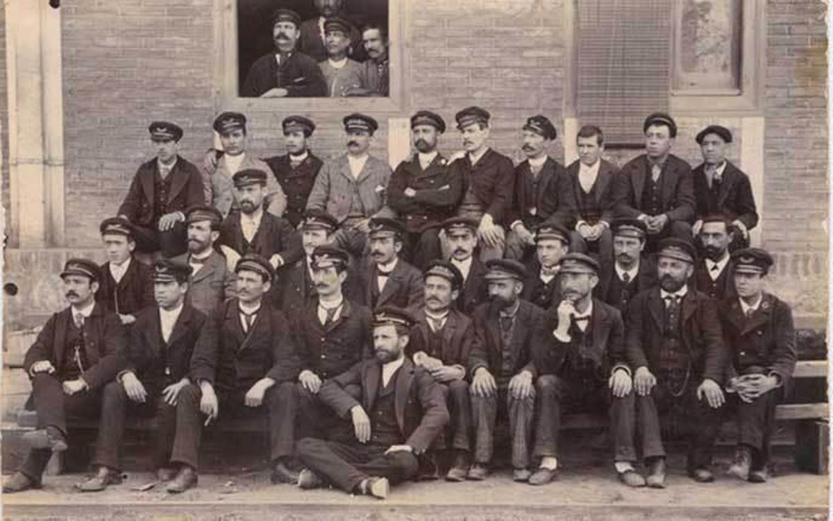 Sesenta mil fotos documentan en Gijón siglo y medio de historia ferroviaria