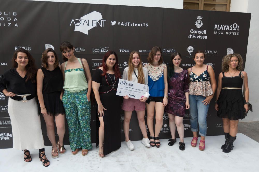La joven diseñadora mallorquina Lorena Sánchez gana el Ad Talent con unos diseños inspirados en estos dos elementos tradicionales de Balears